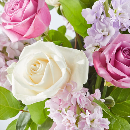 Springtime Spritz Bouquet –  Fleuriste East Angus Et Maison Du Cadeau, East Angus PQ