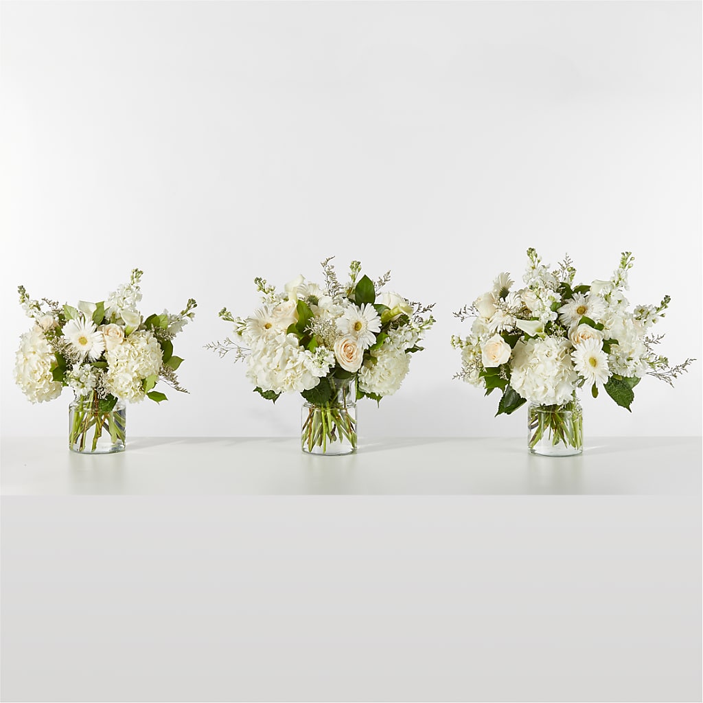 Sun-drenched Blooms Box Bouquet –  Fleuriste East Angus Et Maison Du Cadeau, East Angus PQ