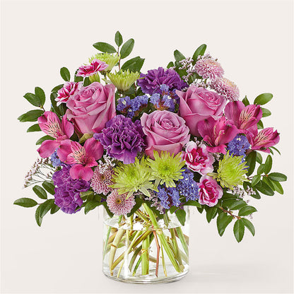 Glass Half Full Bouquet –  Fleuriste East Angus Et Maison Du Cadeau, East Angus PQ