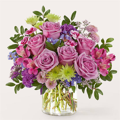 Glass Half Full Bouquet –  Fleuriste East Angus Et Maison Du Cadeau, East Angus PQ