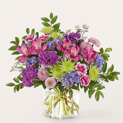 Glass Half Full Bouquet –  Fleuriste East Angus Et Maison Du Cadeau, East Angus PQ