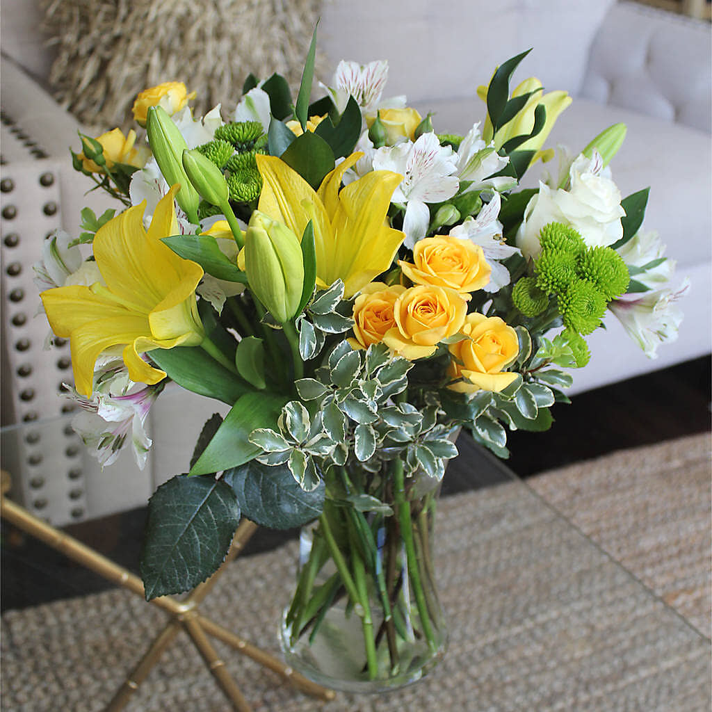Hope & Serenity Bouquet –  Fleuriste East Angus Et Maison Du Cadeau, East Angus PQ