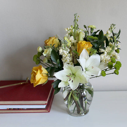 Hope & Serenity Bouquet –  Fleuriste East Angus Et Maison Du Cadeau, East Angus PQ
