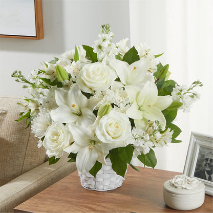 Peaceful Reflections Arrangement –  Fleuriste East Angus Et Maison Du Cadeau, East Angus PQ