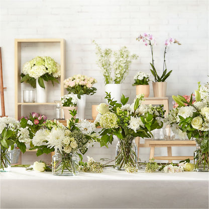 Classic Ivory – A Florist Original –  Fleuriste East Angus Et Maison Du Cadeau, East Angus PQ