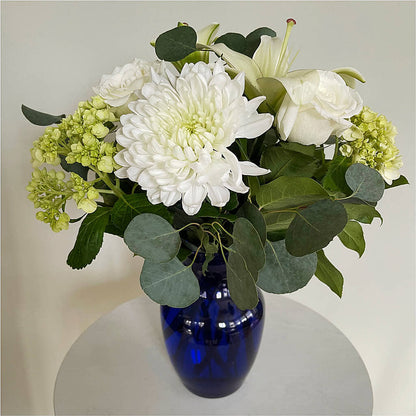 Snowy Dreams Bouquet –  Fleuriste East Angus Et Maison Du Cadeau, East Angus PQ