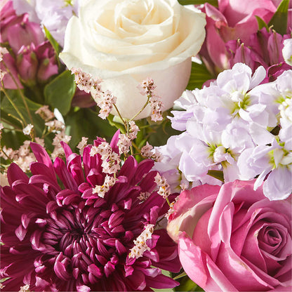 Amethyst Dreams Bouquet –  Fleuriste East Angus Et Maison Du Cadeau, East Angus PQ