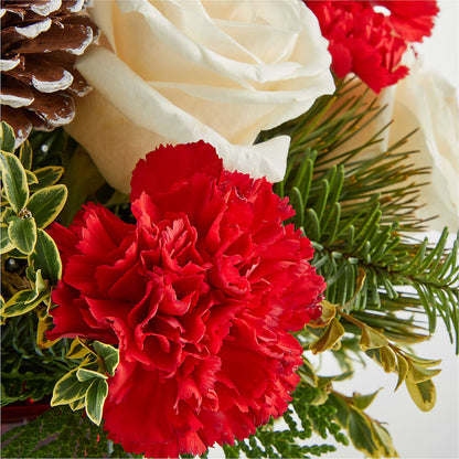 Christmas Market Bouquet –  Fleuriste East Angus Et Maison Du Cadeau, East Angus PQ
