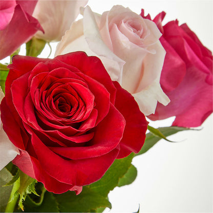 Charming Rose Bouquet –  Fleuriste East Angus Et Maison Du Cadeau, East Angus PQ