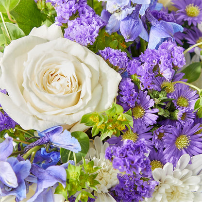 Genuine Gestures Bouquet –  Fleuriste East Angus Et Maison Du Cadeau, East Angus PQ