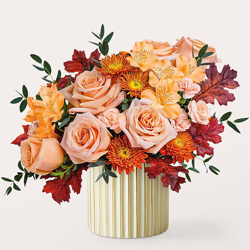 Spiced Latte Bouquet with Ivory Vase –  Fleuriste East Angus Et Maison Du Cadeau, East Angus PQ