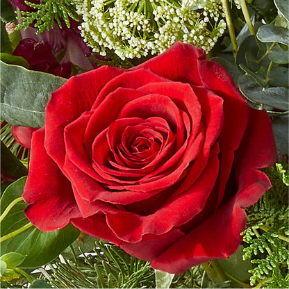 Cranberry Fizz Bouquet –  Fleuriste East Angus Et Maison Du Cadeau, East Angus PQ