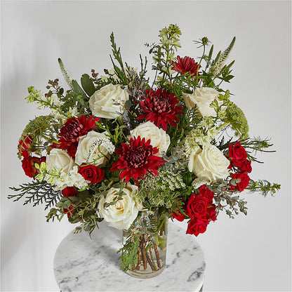 Favorite Traditions Bouquet –  Fleuriste East Angus Et Maison Du Cadeau, East Angus PQ