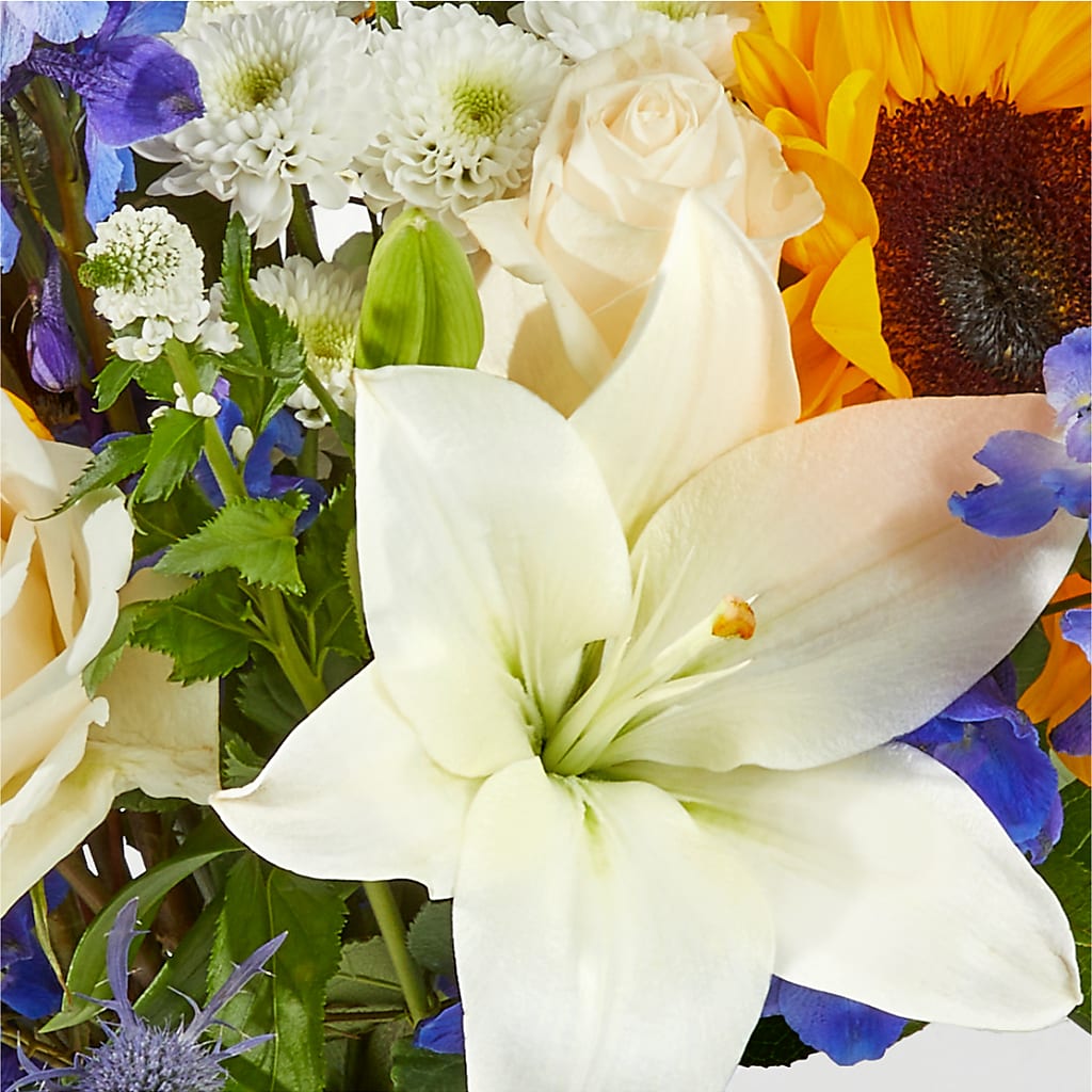 Wonderfully Sunny Bouquet –  Fleuriste East Angus Et Maison Du Cadeau, East Angus PQ