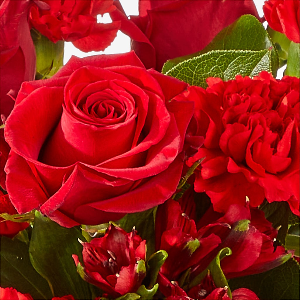The Heartstrings Bouquet –  Fleuriste East Angus Et Maison Du Cadeau, East Angus PQ