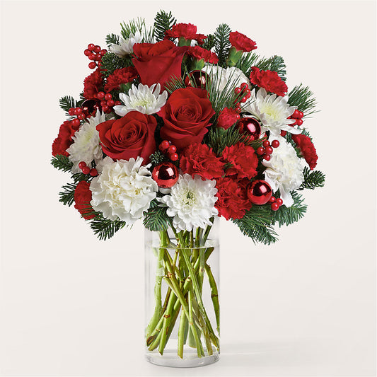 Good Tidings Bouquet –  Fleuriste East Angus Et Maison Du Cadeau, East Angus PQ