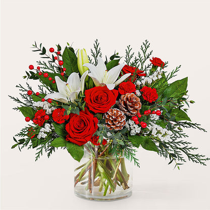 Best in Snow Bouquet –  Fleuriste East Angus Et Maison Du Cadeau, East Angus PQ