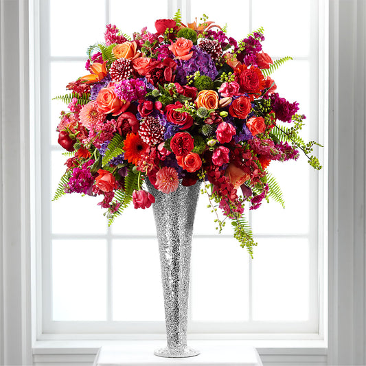 Arrangement floral orné de bijoux